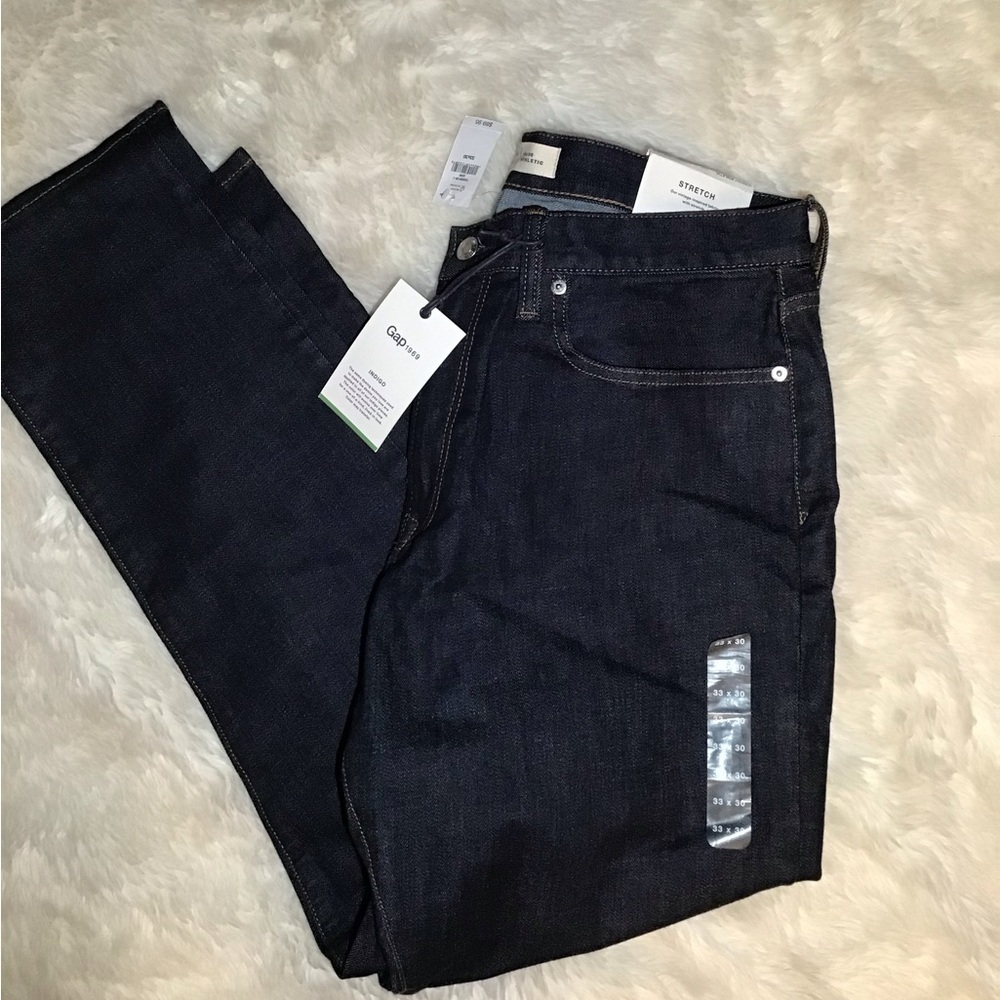 Gap dark blue stretch athletic straight leg jeans size 33X30”